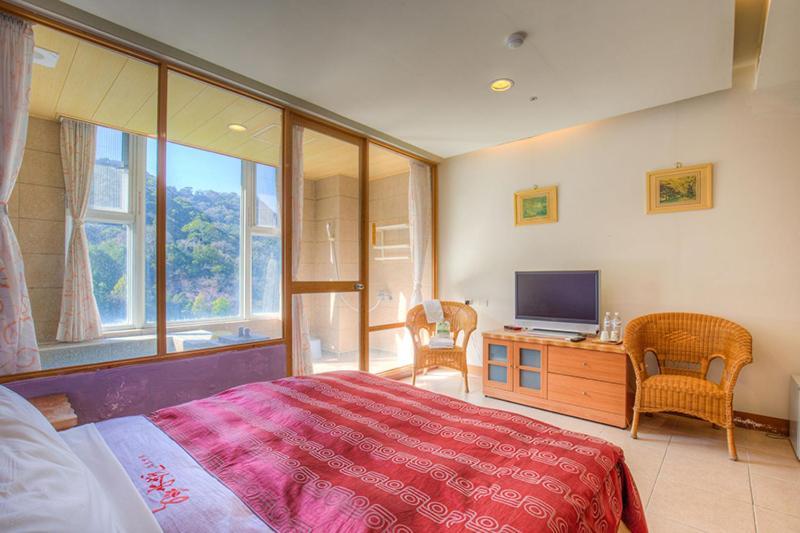 Crystal Hotel 仁愛郷 エクステリア 写真